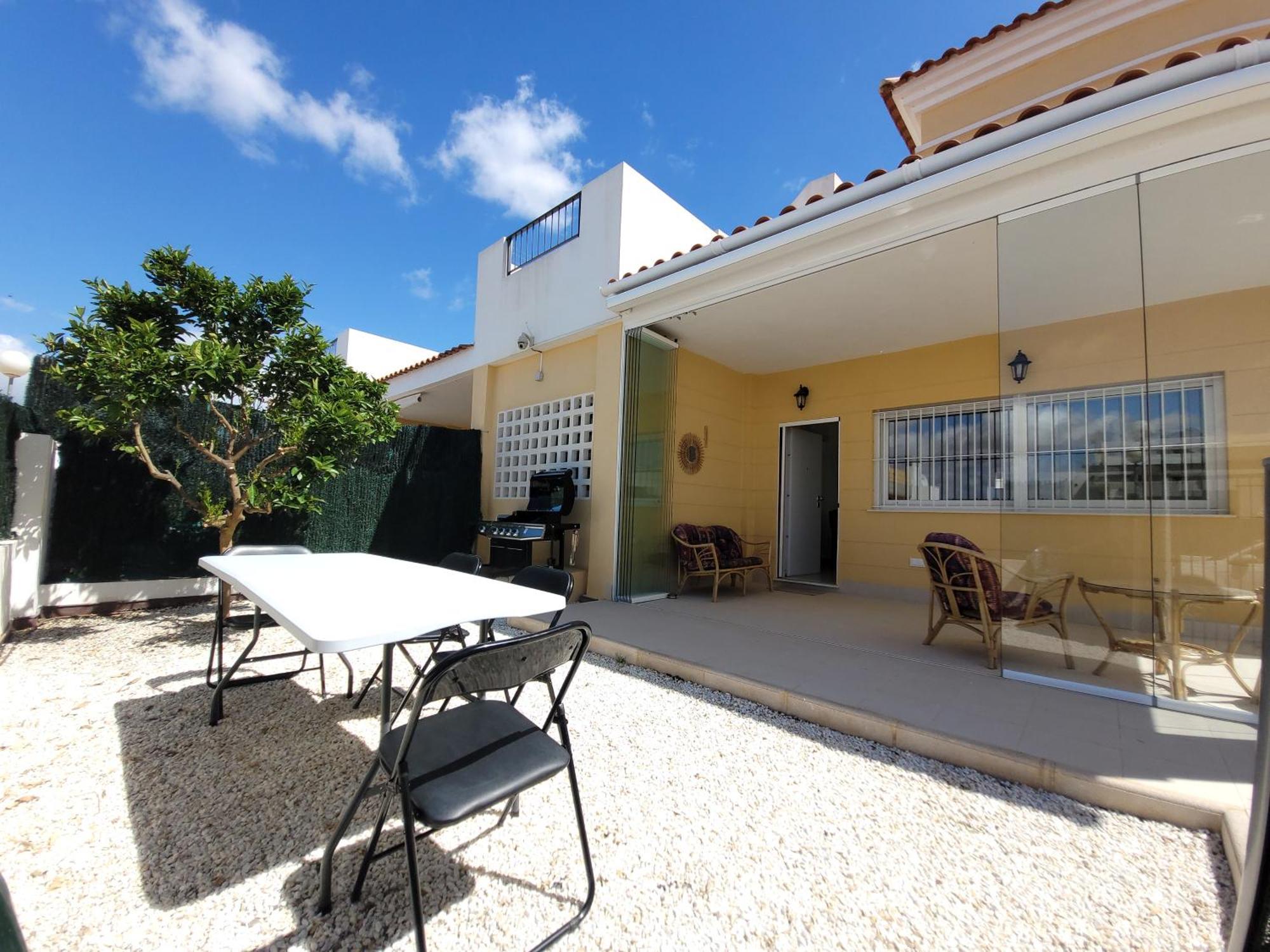 Chalet Adosado Acogedor Busot Alicante Eksteriør bilde